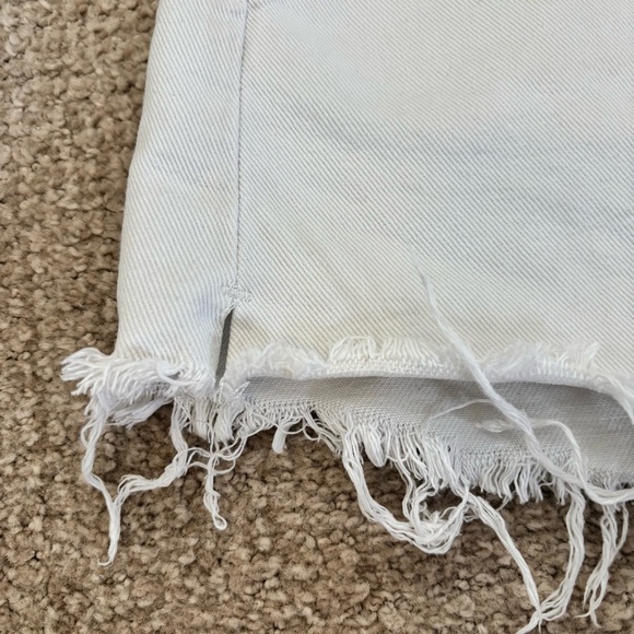 Madewell White Relaxed Denim Shorts - size 25 - Picture 2 of 10